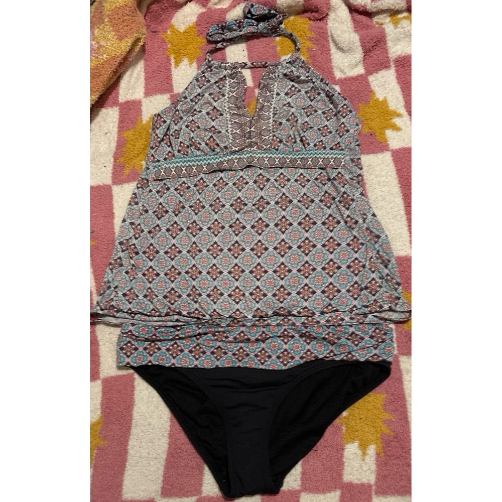Liz Claiborne Women's 2pc Halter Tankini Swimsuit, Size 6‎